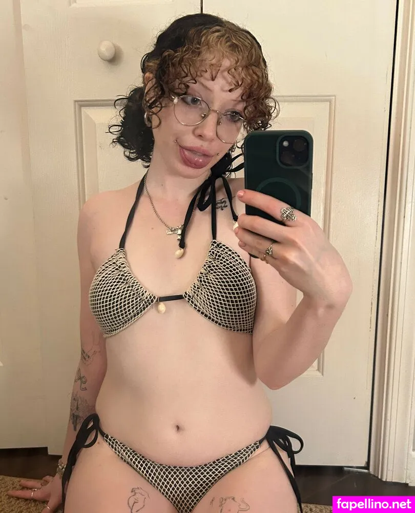 evil__evie_ Nude Leaked OnlyFans Photo #66GBjsAV4X