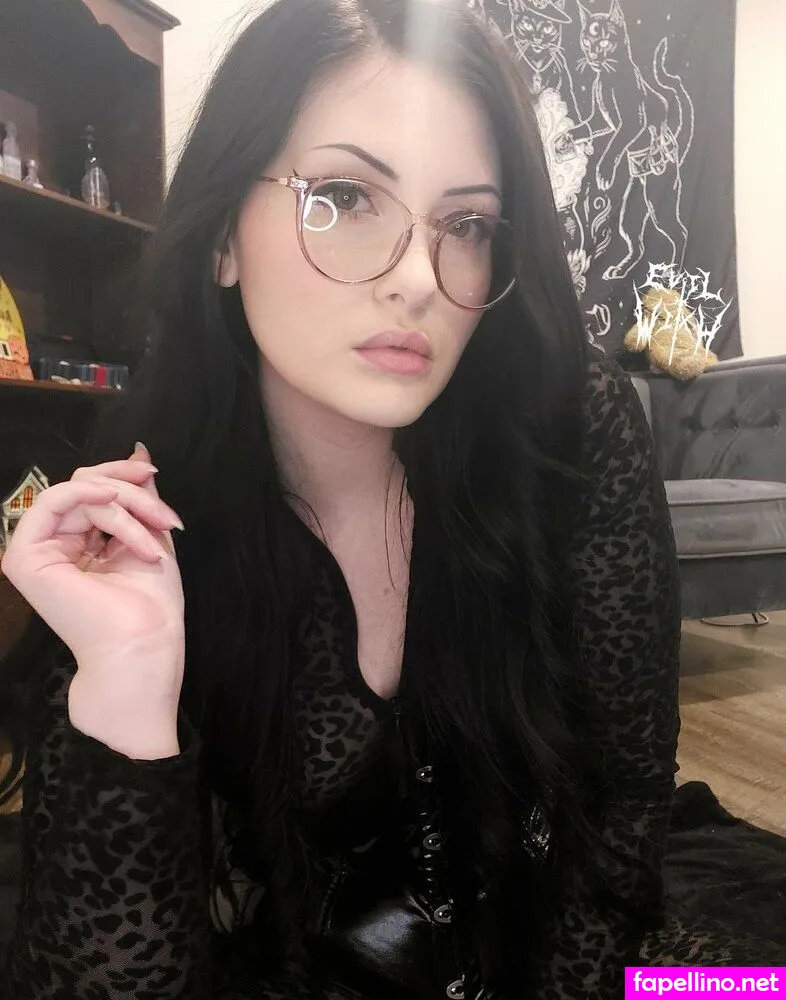 Lilwitxh666, evillilydupont, evilwitxh Nude Leaked OnlyFans Photo #hvcKnhLYO2