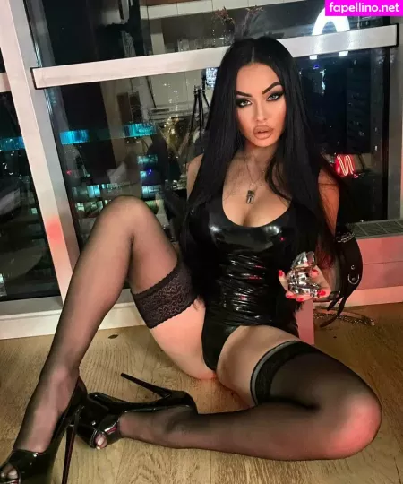 Evilwomanfree 1 OnlyFans Thumbnail #Brzm7t8HNG