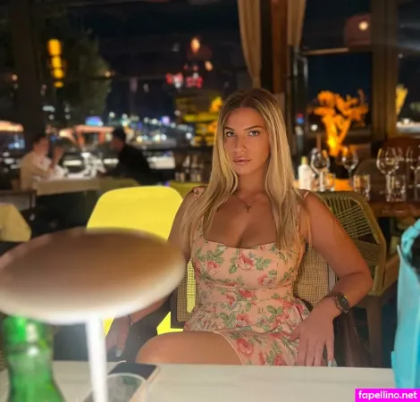 Evitaaa29 OnlyFans Thumbnail #Mv0YefxoPh