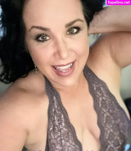 Evparrish OnlyFans Thumbnail #C7o4aWHmJb