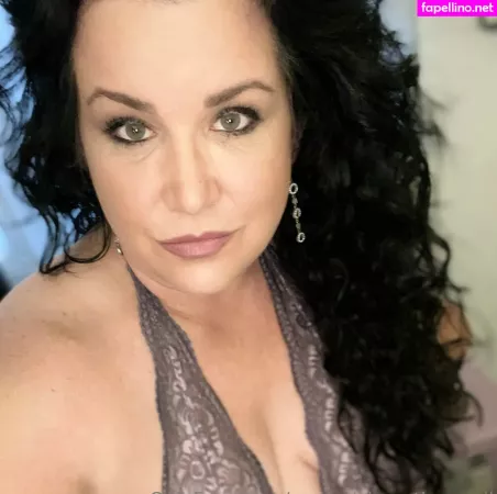 Evparrish OnlyFans Thumbnail #OzC7t8m6pw