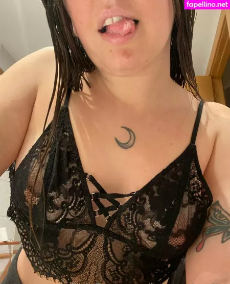 Evvilmoon OnlyFans Thumbnail #nHkPoz6gav