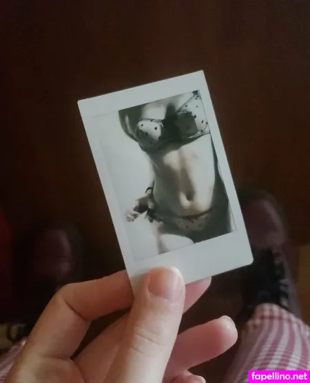 Ew Gross OnlyFans Thumbnail #MxAdej7cIc