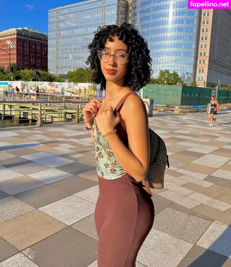 Ewmxt OnlyFans Thumbnail #RzvOnHFsZy