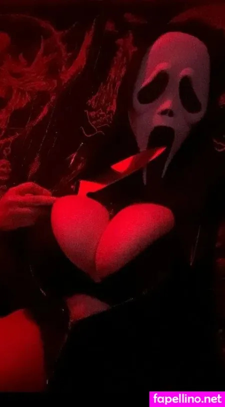 Exiliumlatex OnlyFans Thumbnail #JhiWZnbHTj