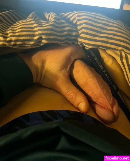 Exmilitarversex OnlyFans Thumbnail #1KTT0VdBM2