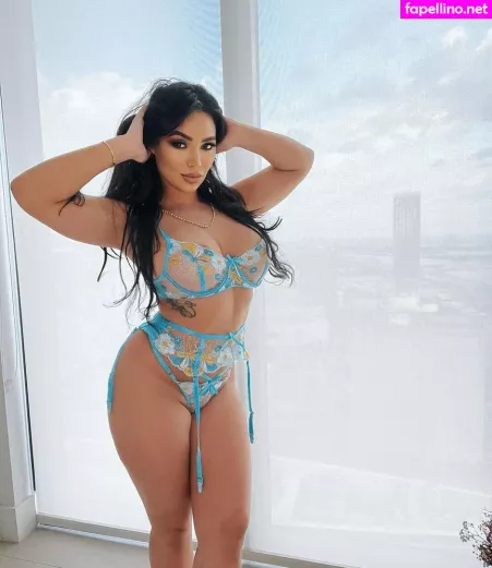 Exoticesmeralda OnlyFans Thumbnail #y4kVY6tIZY
