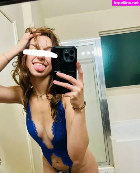 Explicitalexxx OnlyFans Thumbnail #2YCVdXmV4J