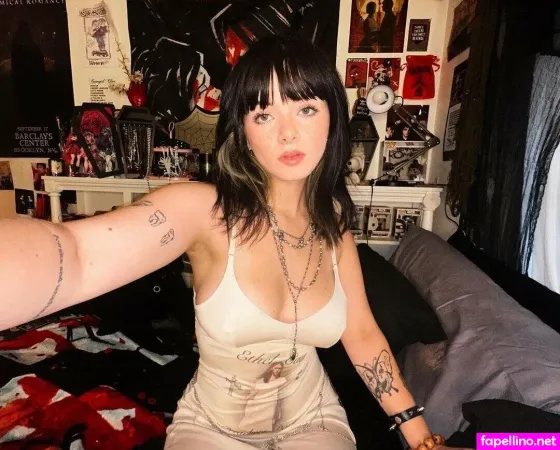 Extragal OnlyFans Thumbnail #nPWsCwsQNs