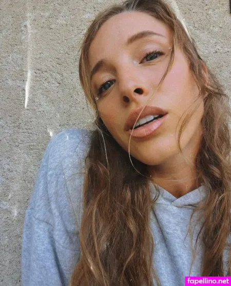 Extremely Cute OnlyFans Thumbnail #KhDPkB99BY