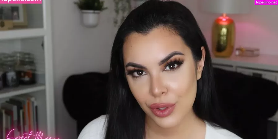 Eye Contact OnlyFans Thumbnail #RQjofMrBuJ