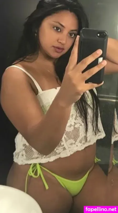 Eyelean OnlyFans Thumbnail #UX1LlUE5QJ