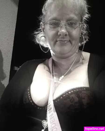 Eyeonfiire OnlyFans Thumbnail #mFm63vq2PC