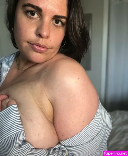 Eyesonlizaxo OnlyFans Thumbnail #S66AikxU1O