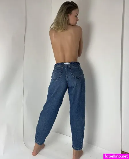 Eyfreundin OnlyFans Thumbnail #YCqUgG9uP8