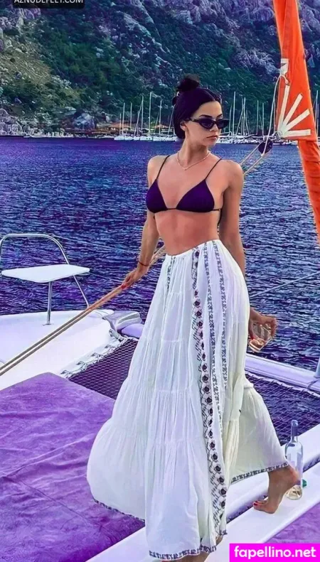 Eyll Kandemir OnlyFans Thumbnail #w7a4f47fiz