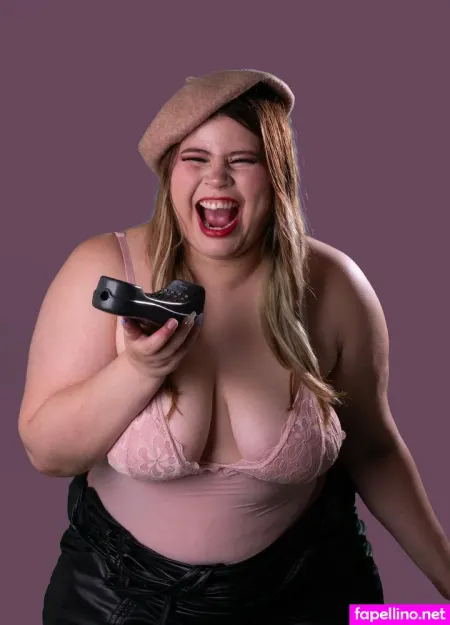 Eymi Tomsom OnlyFans Thumbnail #DDwr8scTyU