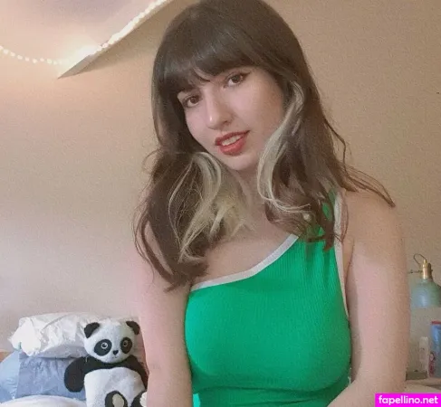 Ezbae OnlyFans Thumbnail #3DKHzQg4OK