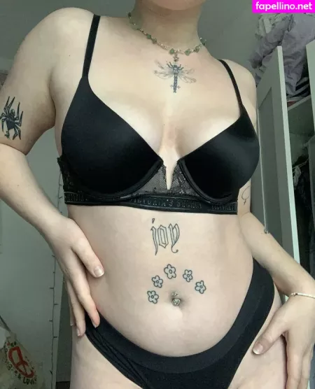 Ezra Butler OnlyFans Thumbnail #DxLttJRNZ3