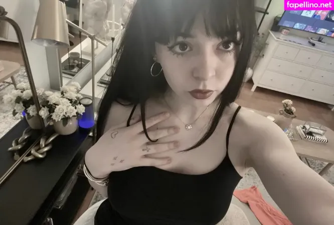 Ezsy OnlyFans Thumbnail #3hieUpCav3