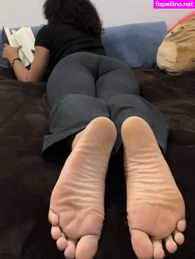 f00tbby0, f00tmami Nude Leaked OnlyFans Photo #GIKFZ0ztaC