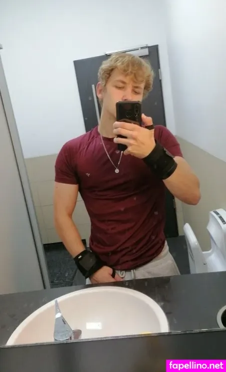 F1tk1t OnlyFans Thumbnail #M6MrgYKnds