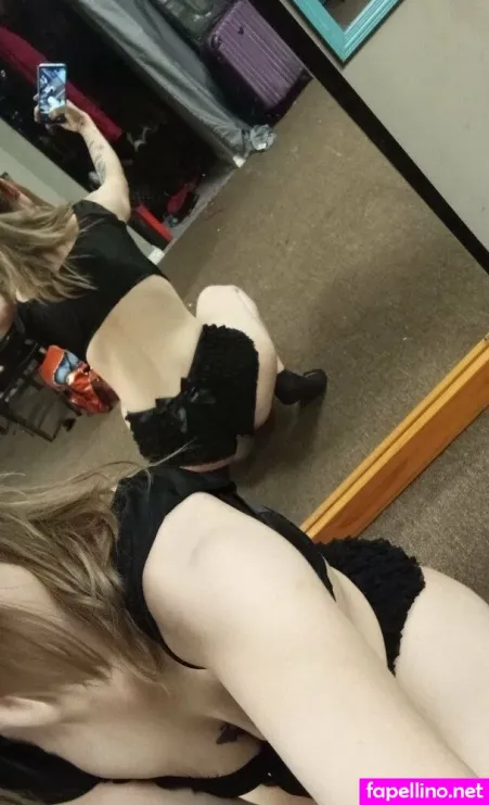 F3nr1r0420 OnlyFans Thumbnail #OVtymNk8Ux