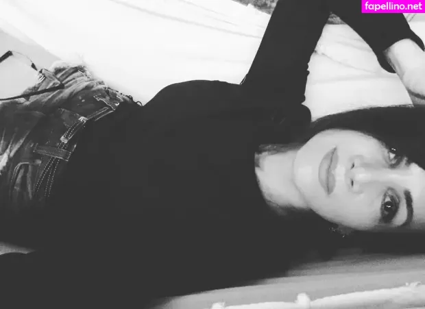 Fabi Laranjeira OnlyFans Thumbnail #oJUWXtFc3j