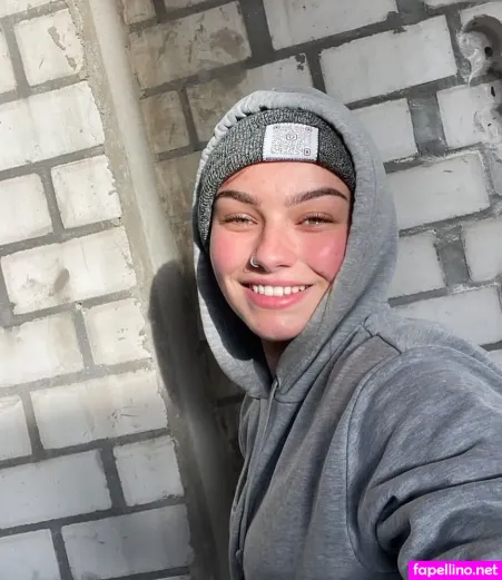 Fabienne Ellermeier OnlyFans Thumbnail #ycehhHSzZ1