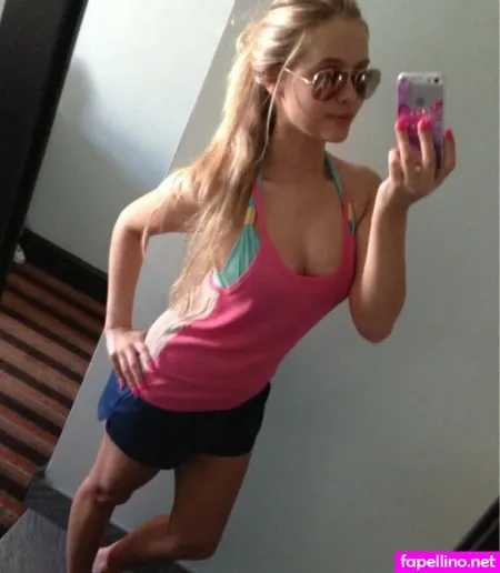 Fabienne Rothe OnlyFans Thumbnail #32E52Pwacw