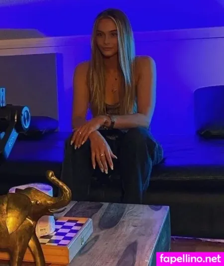 Fabienne Rothe OnlyFans Thumbnail #xMJhrIQoAY