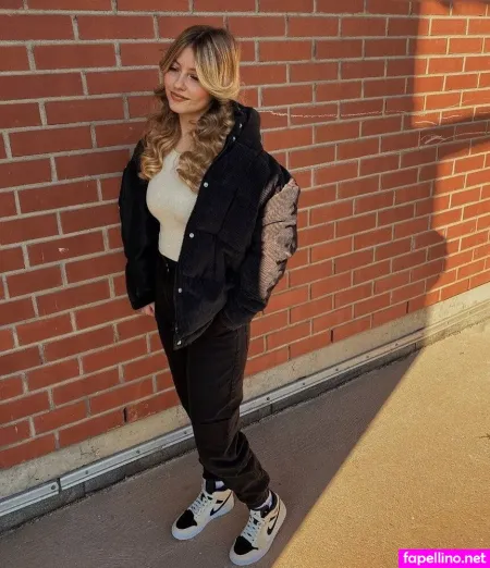 Fabiennexiii OnlyFans Thumbnail #Bpily2ML0c