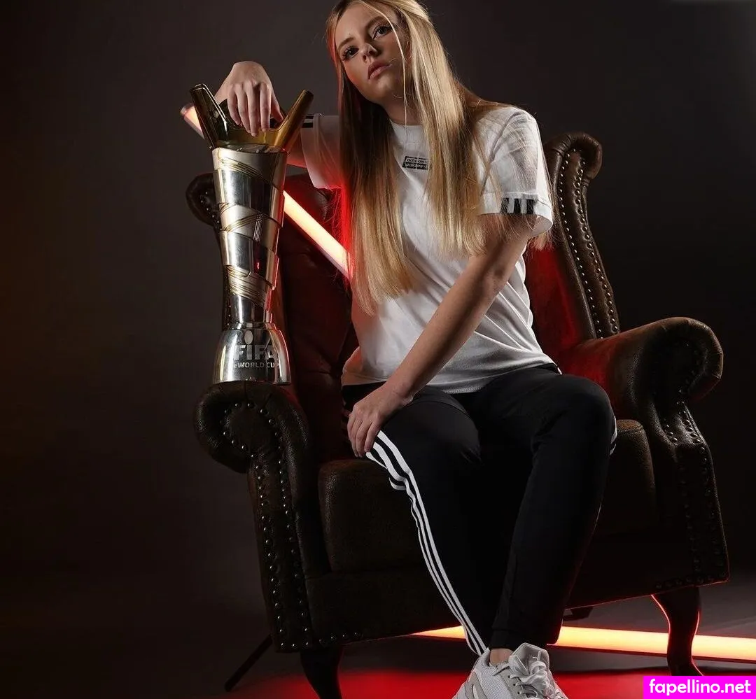 fabiennexiii Nude Leaked OnlyFans Photo #PCKU6AJAaI