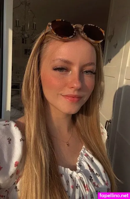 Fabiennexiii OnlyFans Thumbnail #m2t46ZXevm