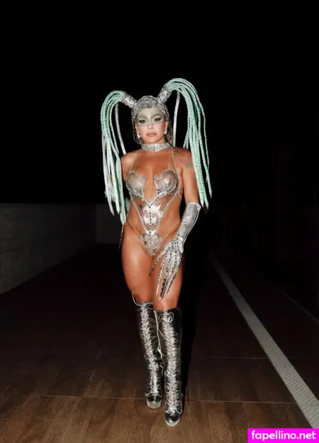 Fabiola Oliveira OnlyFans Thumbnail #Ft1vaXeAAI