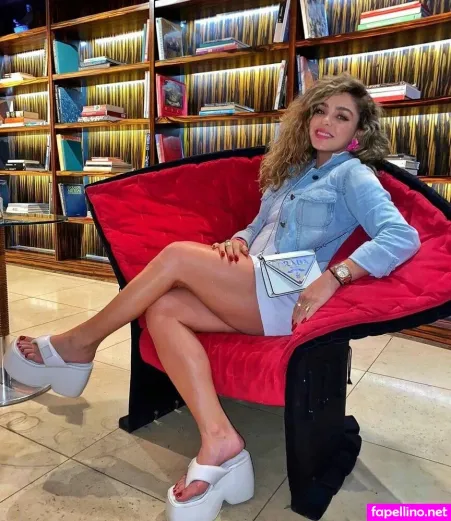 Fabiola Oliveira OnlyFans Thumbnail #TP1W86kR9f