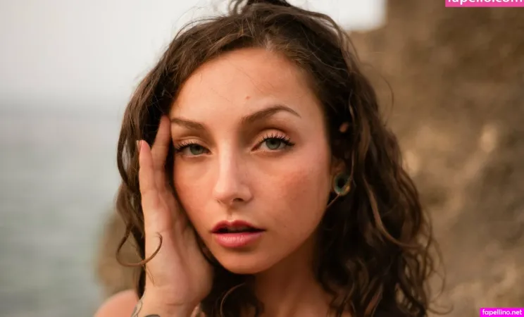 Fabiolaholystone OnlyFans Thumbnail #KbIsvcajB1