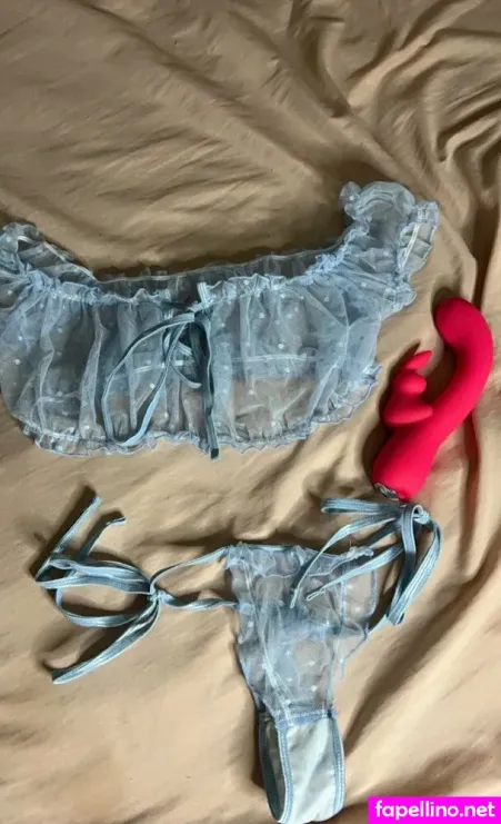 Fablehoney 1 OnlyFans Thumbnail #O5JpR7da6w