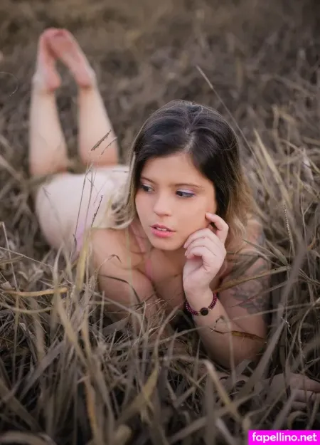 Fabricia Domingues OnlyFans Thumbnail #6PAQKWFTVF