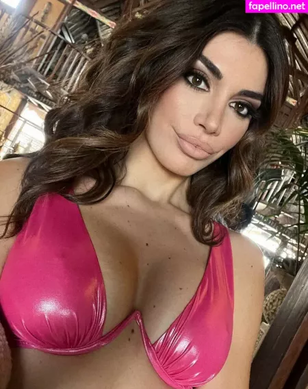 Fabrizia Santarelli OnlyFans Thumbnail #G0m3y0BwLY