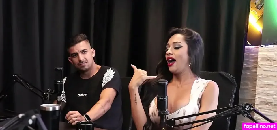 Fada Prazeres OnlyFans Thumbnail #FxcvaFduZ1