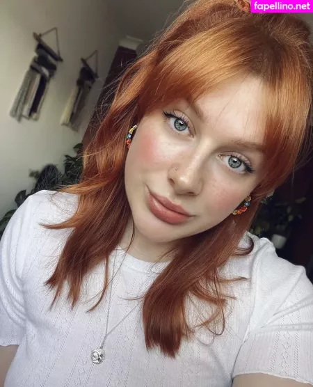 Faefeet127 OnlyFans Thumbnail #W2E4EAURwJ