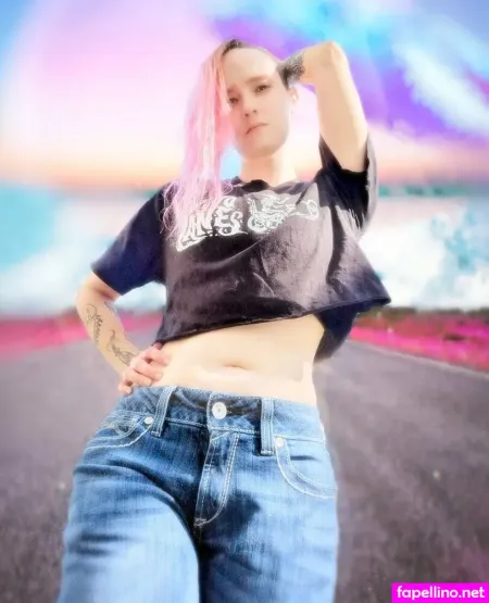 Faehelovip OnlyFans Thumbnail #0N0VMB2DLv