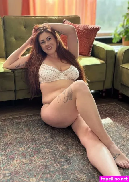 Faehousewifefree OnlyFans Thumbnail #RvoltGtsuf