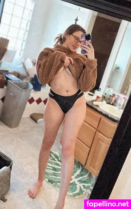 Faelia OnlyFans Thumbnail #xtJYnElgYE