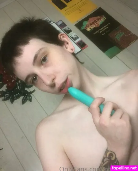 Faguettemikah OnlyFans Thumbnail #2jJgUe0H8f