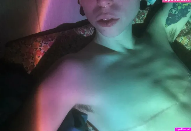 Faguettemikah OnlyFans Thumbnail #tag7XhtNno