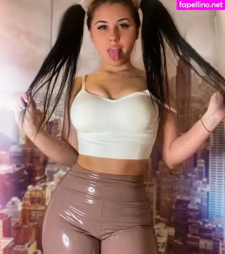 Faina Malinovskaya OnlyFans Thumbnail #J0xJ9ZTSWd