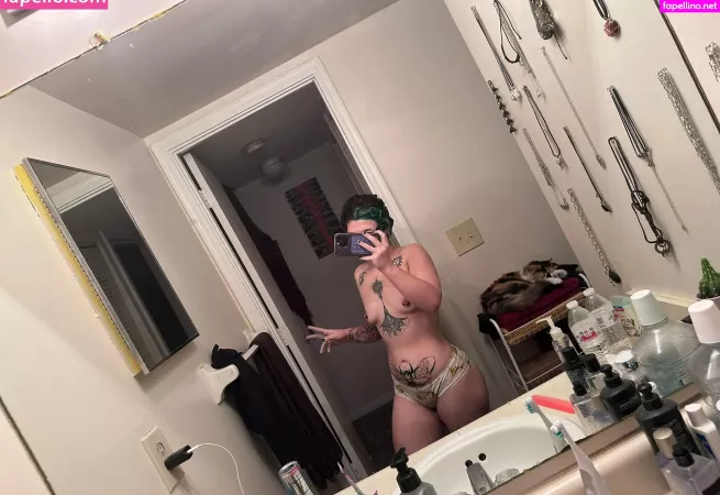 Fairlyodd222 OnlyFans Thumbnail #NnlBvB60ob